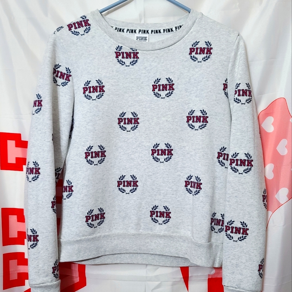 PINK Victoria's Secret Crest Logo Pullover NWOT S/M ❤️